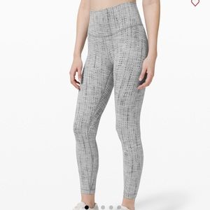 Lululemon Wunder Under High-Rise
Luxtreme size 10